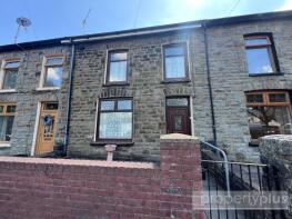 7, Dinam Park Avenue, Tonpentre, Pentre CF41 7AT