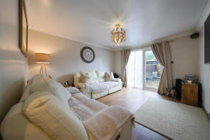7, Withens Close, Leicester LE3 6QN