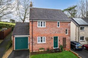 18, Howard Close, Bridport DT6 4SR
