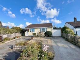 38, Balland Park, Newton Abbot TQ13 7BT