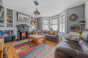 1, Admiralty Terrace, Upnor, Rochester ME2 4XJ