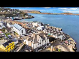 Flat 3/1, Lismore House, Station Road, Oban PA34 4NU