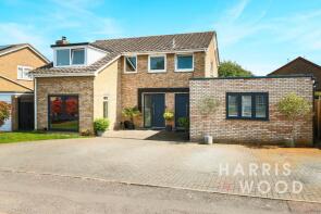 7, Long Perry, Ipswich IP9 2XD