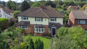 Fiveways, Basingstoke Road, Reading RG7 1QD