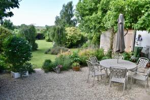 Bartestree House, Main Road, East Lyng, Taunton TA3 5AU