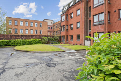 97 Main Street, Elm Court, G62