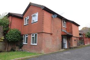 2, Springfield Close, Haywards Heath RH17 5PQ