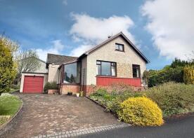 Deanecroft, Barrs Court, Cardross G82 5PP