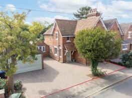 2, Newlands, Northampton NN6 6DE