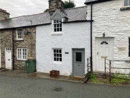 12 Bwthyn, Church Street, Bala LL23 7HL