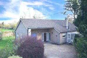 10 Dell Cottage, Kettering Road, Kettering NN14 1EP