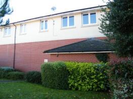 Flat 3, 2 Highfield House, Gordon Road, Christchurch BH23 5HN