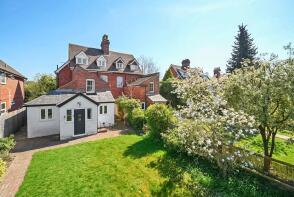 8, High Path, Midhurst GU29 9BD
