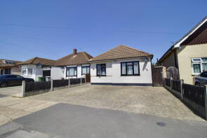 90, Harrow Crescent, Romford RM3 7AJ