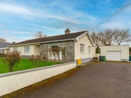 Cae'r Onnen, Llangrannog SA44 6AH