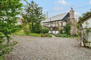 Well Cottage, Holmes Marsh, Kington HR5 3JS