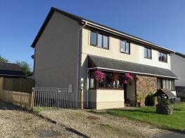 Holleywell, Maescelyn, Talley, Llandeilo SA19 7YR