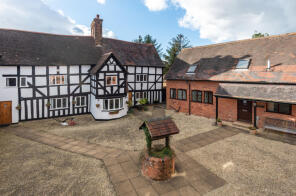 The Cottage, Stourbridge Road, Bromsgrove B61 9NG