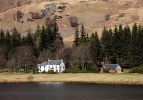 Glengyle House, B829 From Aberfoyle To C68, Stirling FK8 3UA