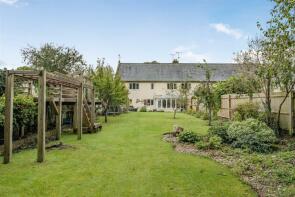 Sarsen House, Beckhampton SN8 1QJ