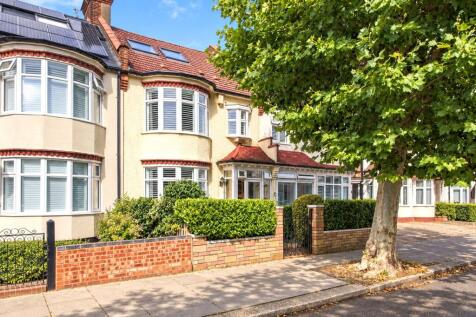 Ashburton Avenue, Croydon, CR0