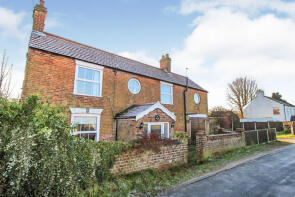 Ivy House, Beccles Road, Fritton, Great Yarmouth NR31 9HB