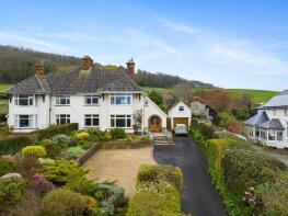 3, Hangers Way, Dunster, Minehead TA24 6RT