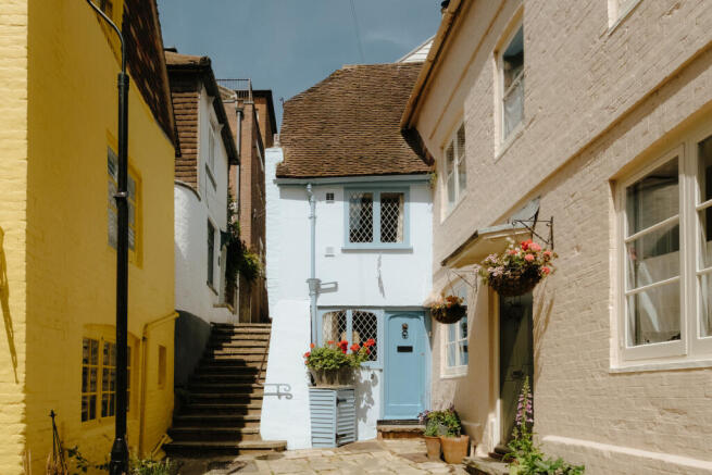 Croft-Hastings-SinnockSquare-Exterior-7