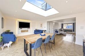 72, Boundstone Lane, Lancing BN15 9QT