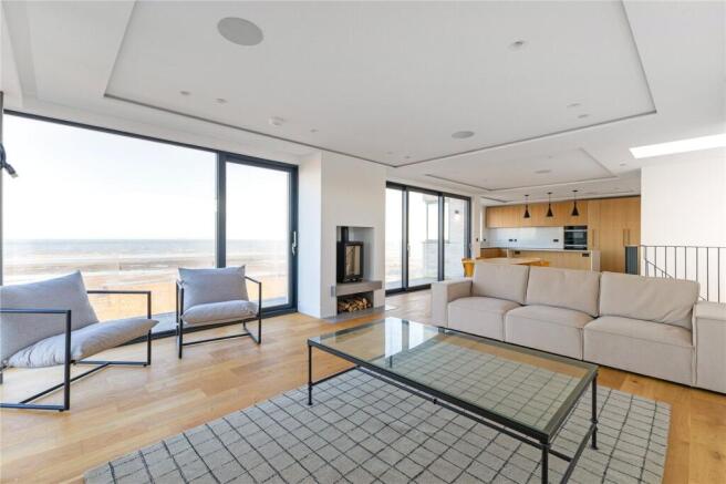 Reception/Kitchen
