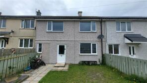 8, Beach Close, Holyhead LL65 2EE