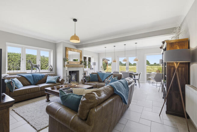 Living Dining Room.1