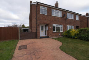 25, Woodlands, Harwich CO12 5BZ