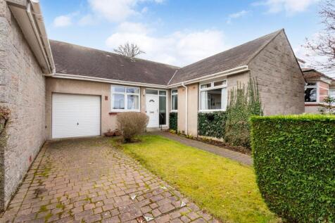 Baberton Crescent, Juniper Green, Edinburgh, EH14