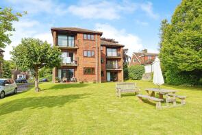 7, 97 Leahurst Court, London Road, Dover CT16 3PR