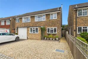 16, Jubilee Close, Tadley RG26 3HP