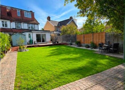 Smithy Lane, Tadworth, KT20