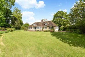 Haymakers Field, Station Road, Midhurst GU29 0JY