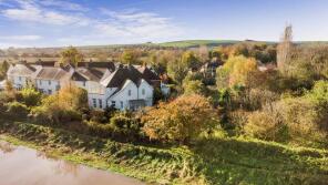 2, Millfield, The Street, Steyning BN44 3UW