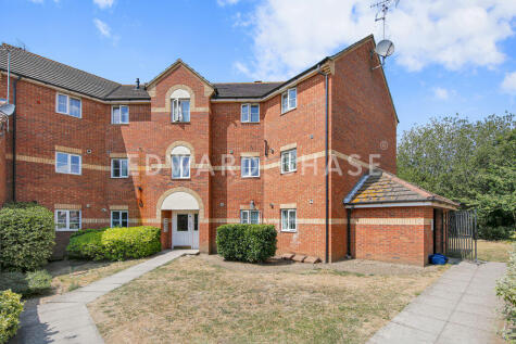 Bengeo Gardens, Chadwell Heath, RM6