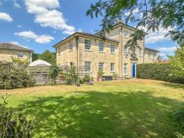 4, The Courtyard, Henn Lane, Chippenham SN15 5JZ