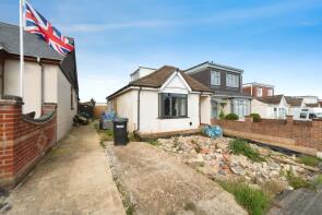 67, Geoffrey Avenue, Waterlooville PO7 5BH