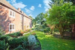 1, Park Cottages, Longport, Canterbury CT1 1PN
