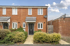 9, Sapphire Close, Locks Heath, Southampton SO31 6BT