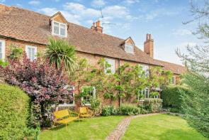 2 The Old Surgery, Duchess Close, Whitchurch On Thames, Reading RG8 7EN