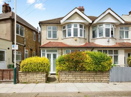 Palm Road, Romford, RM7