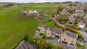 4, Allergill Park, Upperthong, Holmfirth HD9 3XH