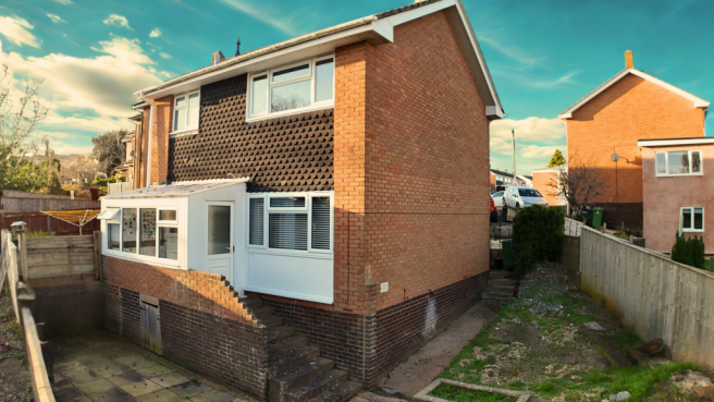 Rear of Property / Courtyard