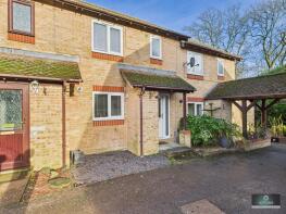 3, Alfred Close, Pound Hill, Crawley RH10 7SD