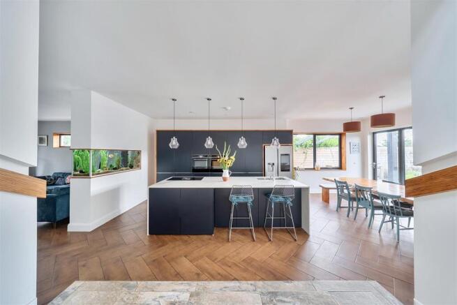Kitchen/Dining room